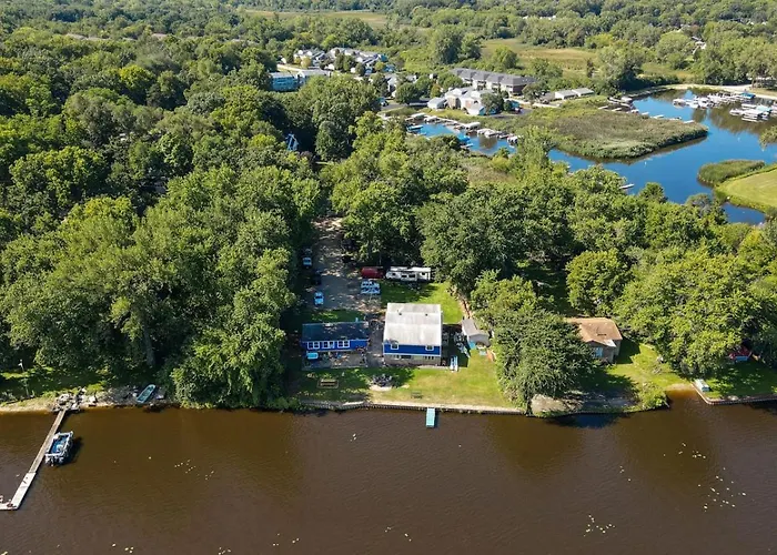 The Jackson On Grass Waterfront 2 1 Nautical With Hot Tub Firepit & Year-round Fun * Spring Grove